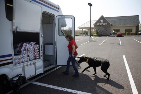 5.15.14 - Bloodmobile for Dogs at University of Pennsylvania Vet School