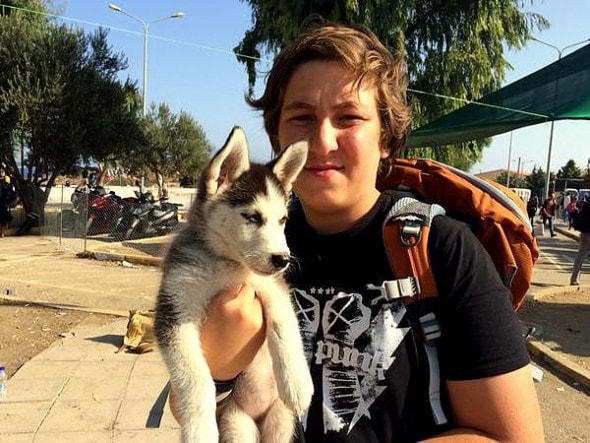 9.20.15 – Teen Refugee Refuses to Leave Syria Without His Dog1