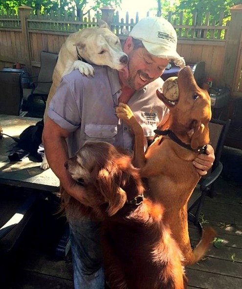 11.27.15 - Man Spends Half of His Year Driving to Save Dogs6