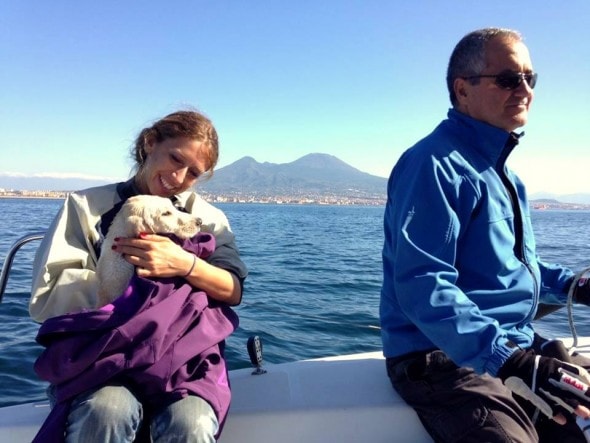 11.5.15 - Italian Sailors Save Puppy Stranded in the Gulf of Naples5