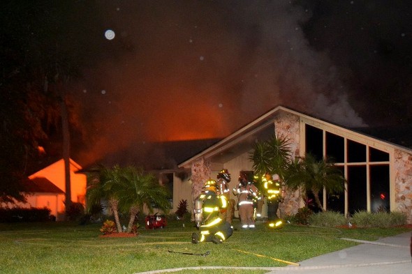 4.26.16 - Retired Police Dog Leads Firefighters to Toddlers Trapped in Burning Home2