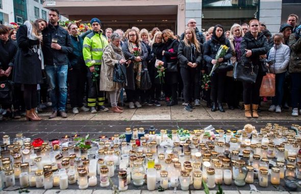 4.10.17 Memorial Created for Dog Killed in Stockholm0