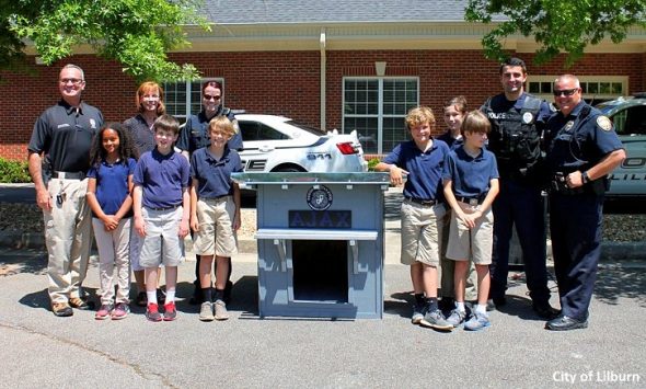 4.27.17 Kids Build a Doghouse for New Police Dog1